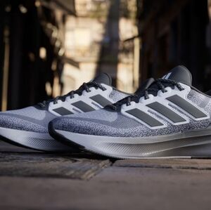 Adidas Ultrarun 5 Sneakers Size 7.5 Men's 8.5 Women's in Black and White